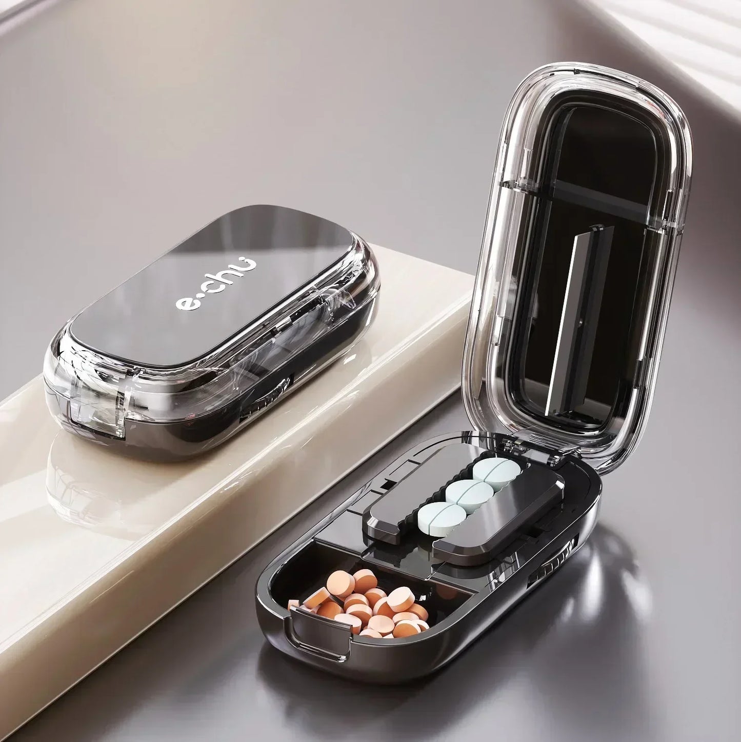 New Pill Cutter 1/2 1/3 1/4 Crusher Grinder with Stainless Steel Blade for Accurate Pill Alignment Travel Home Medicin